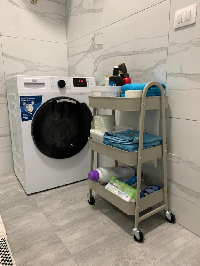 Lovely 1-Bedroom Condo In Tirana Wifi-Netflix-Ac المظهر الخارجي الصورة
